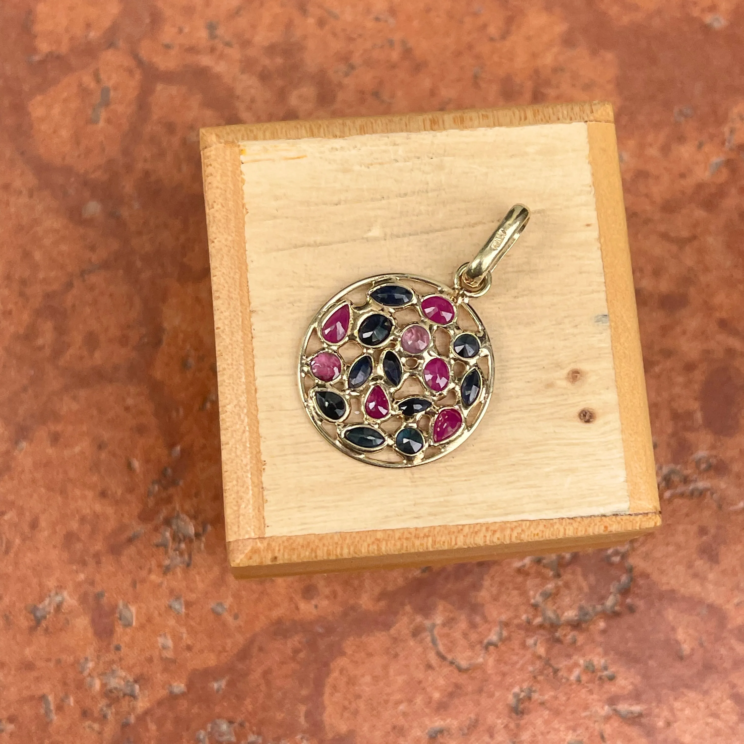 Estate 14KT Yellow Gold Blue Sapphire   Pink Ruby Round Drop Pendant