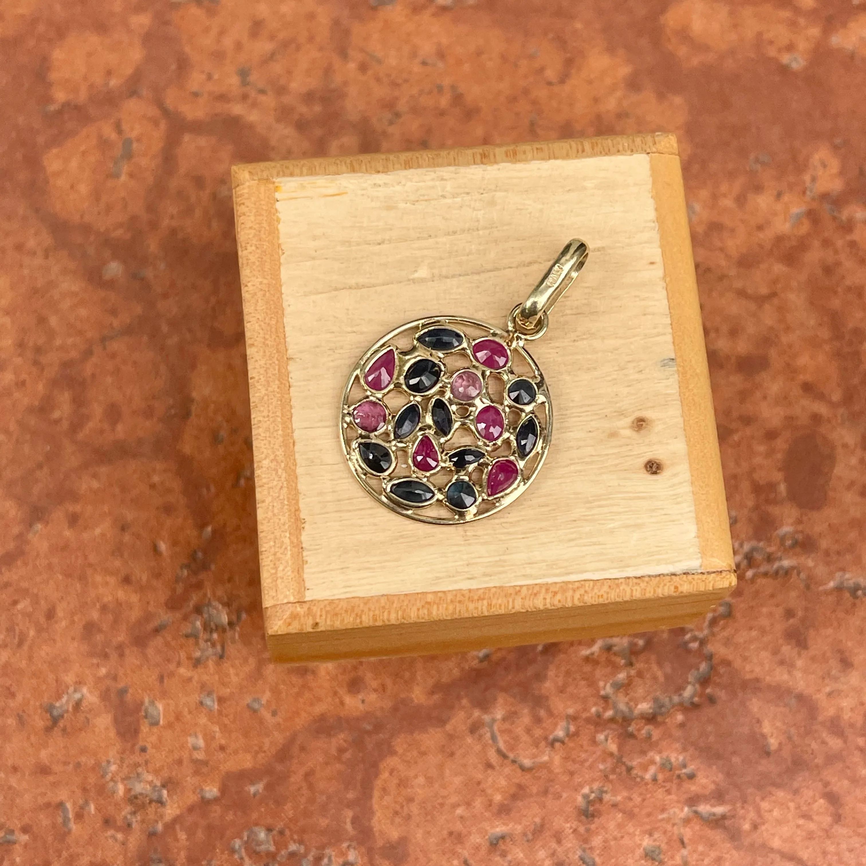 Estate 14KT Yellow Gold Blue Sapphire   Pink Ruby Round Drop Pendant