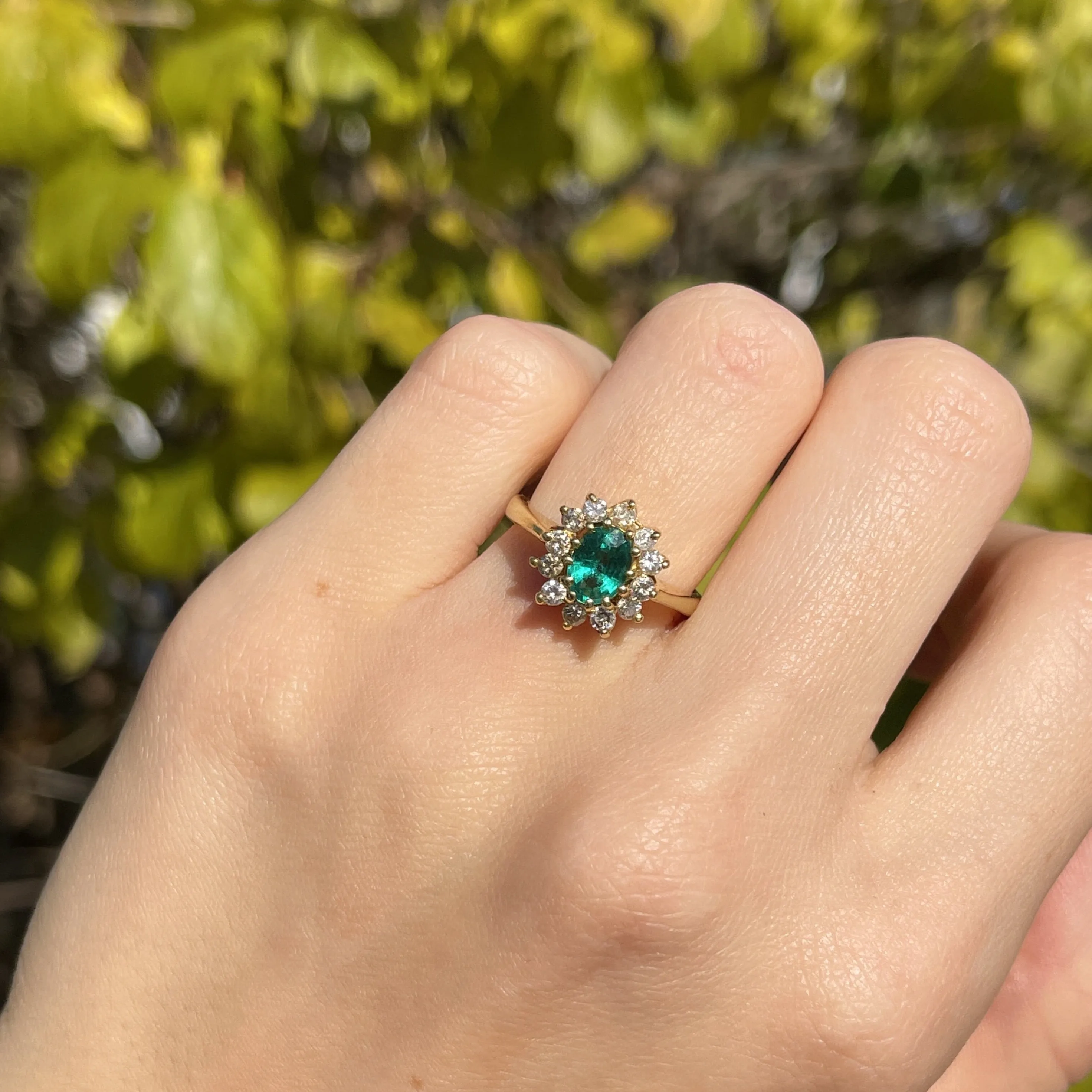 Estate 18KT Yellow Gold Lab 1.00 CT Oval Emerald   Diamond Halo Ring
