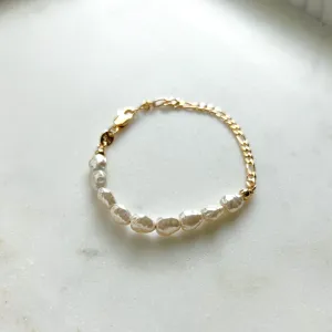 Figaro Pearl Bracelet