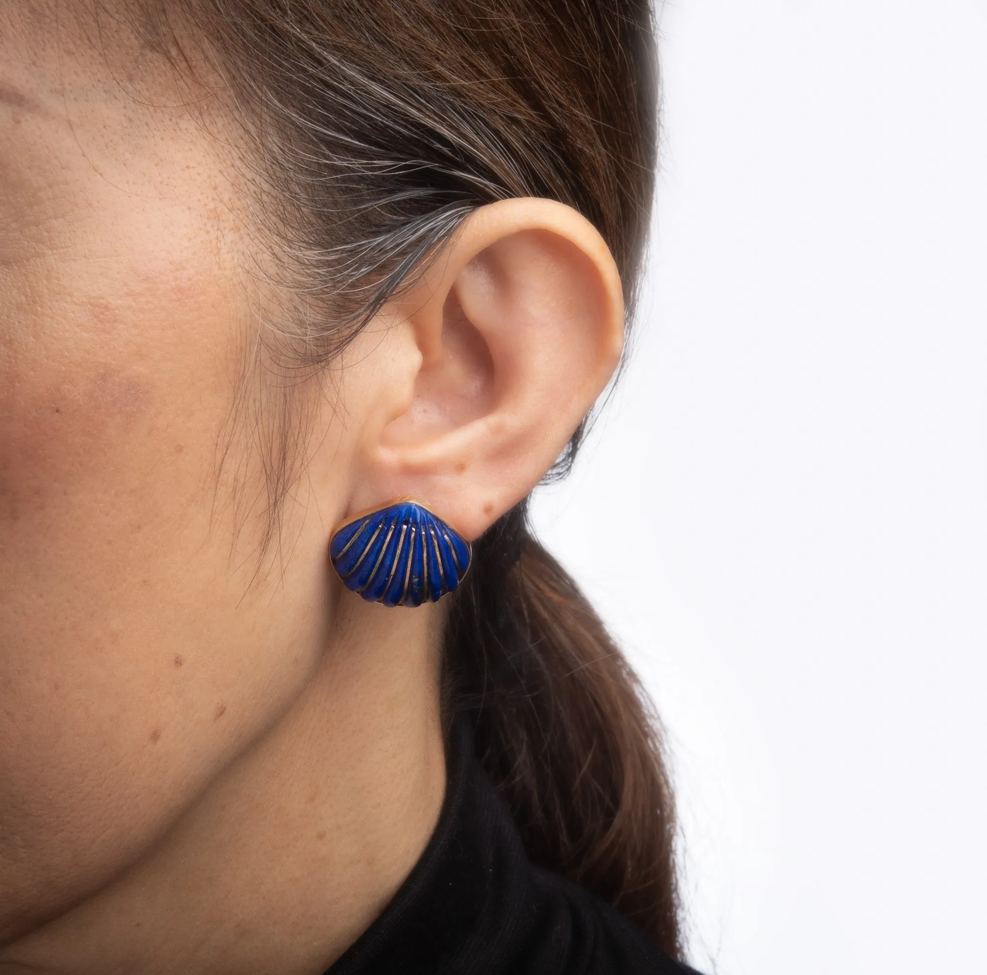 Fluted Lapis Lazuli Shell Earrings Vintage 14k Yellow Gold Fine Ocean Jewelry