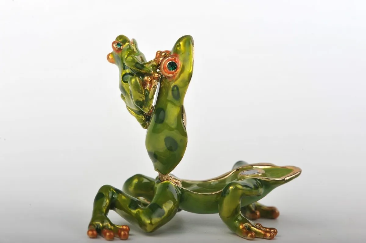 Frogs Family