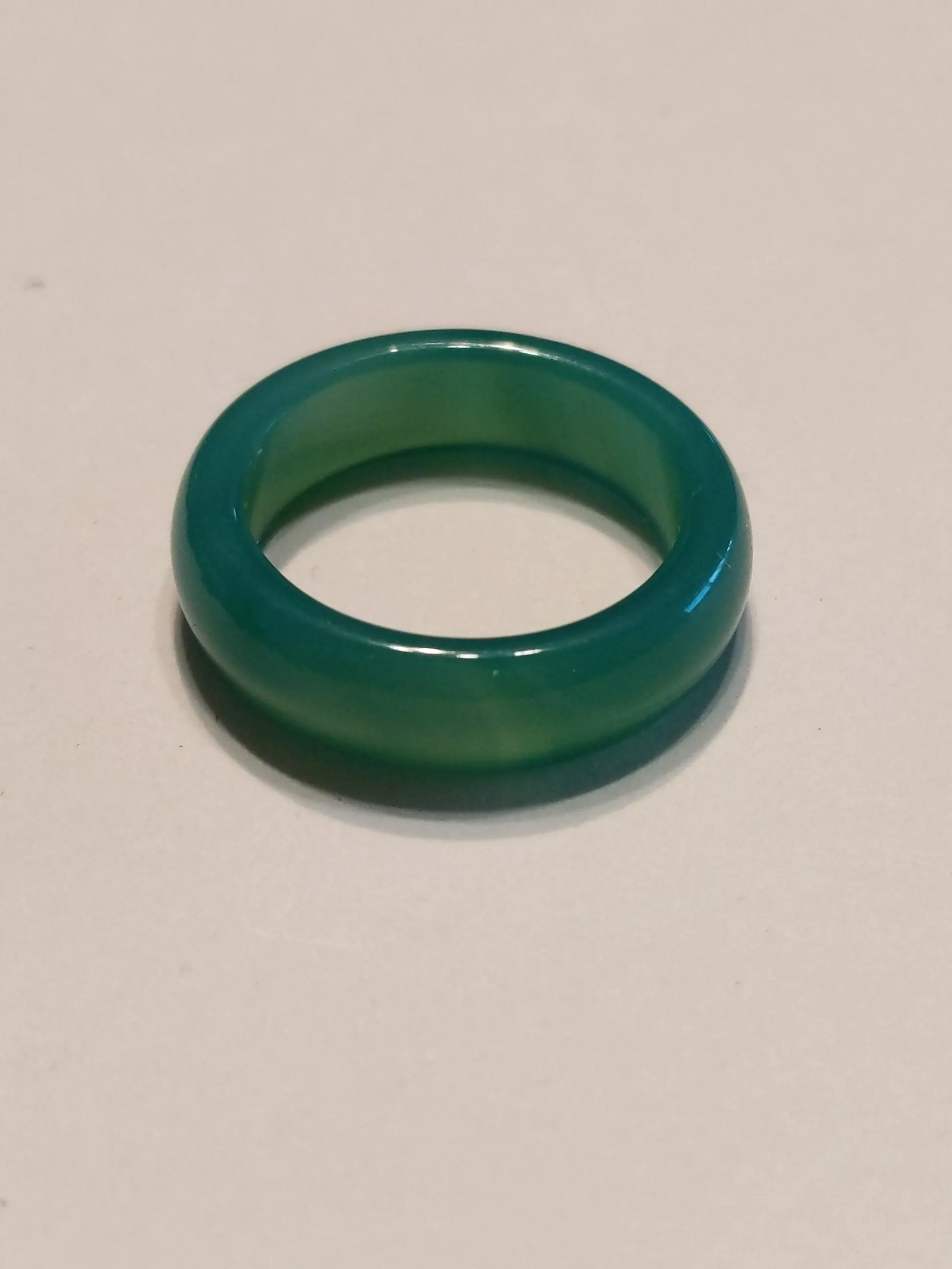 Gem silica ring. 12.88ct. Bacon stone, from Kasiruta island . Indonesia
