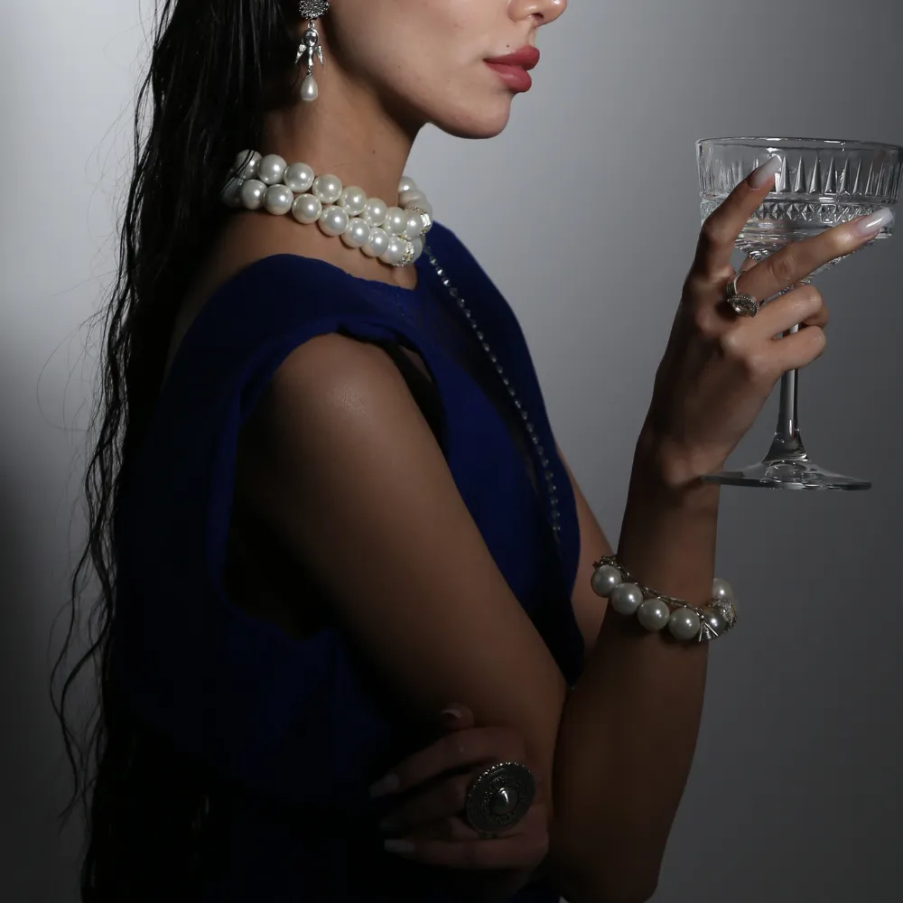 Gohar massive pearls bracelet