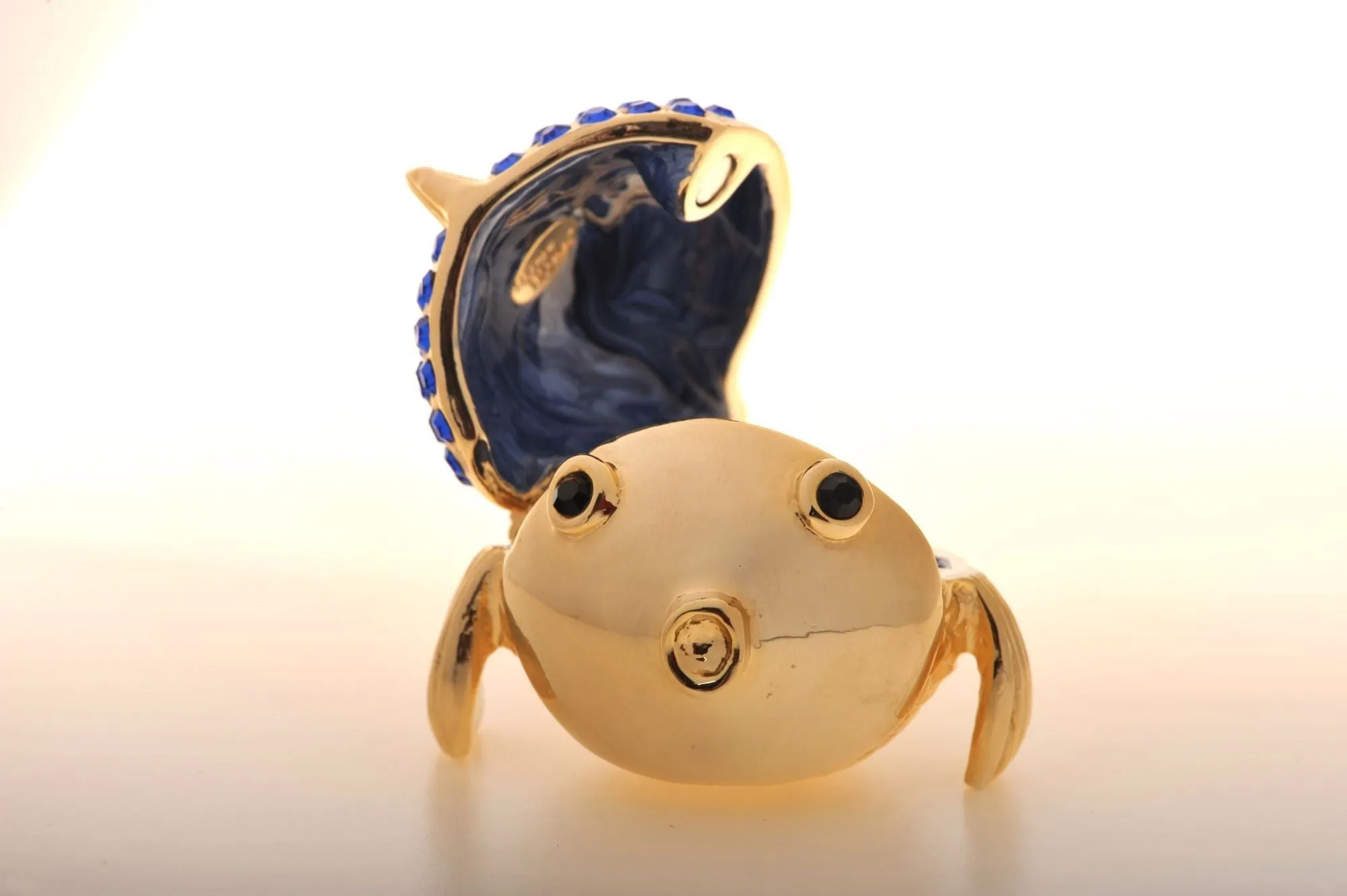 Gold & Blue Fish