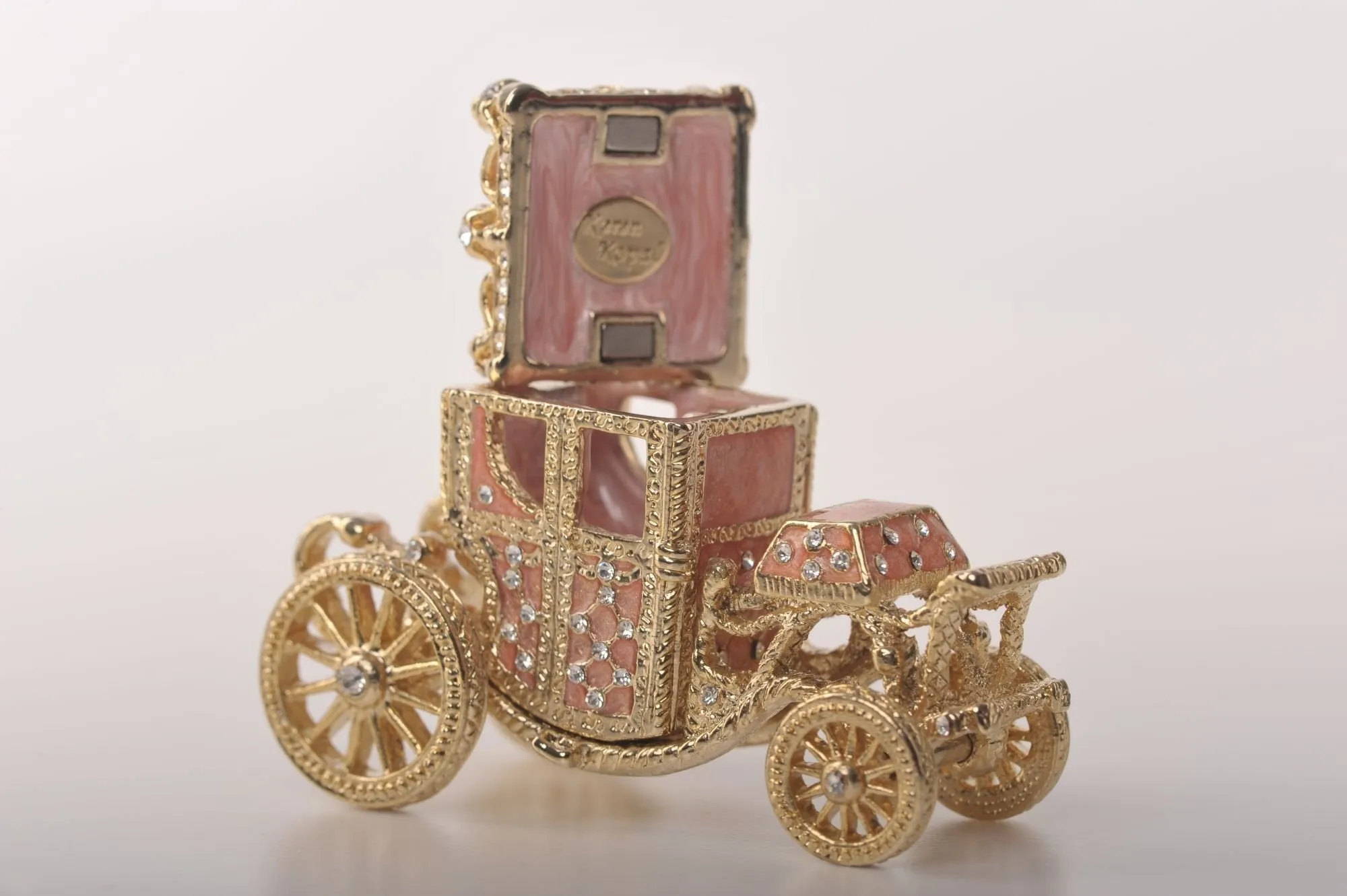Golden Pink Carriage