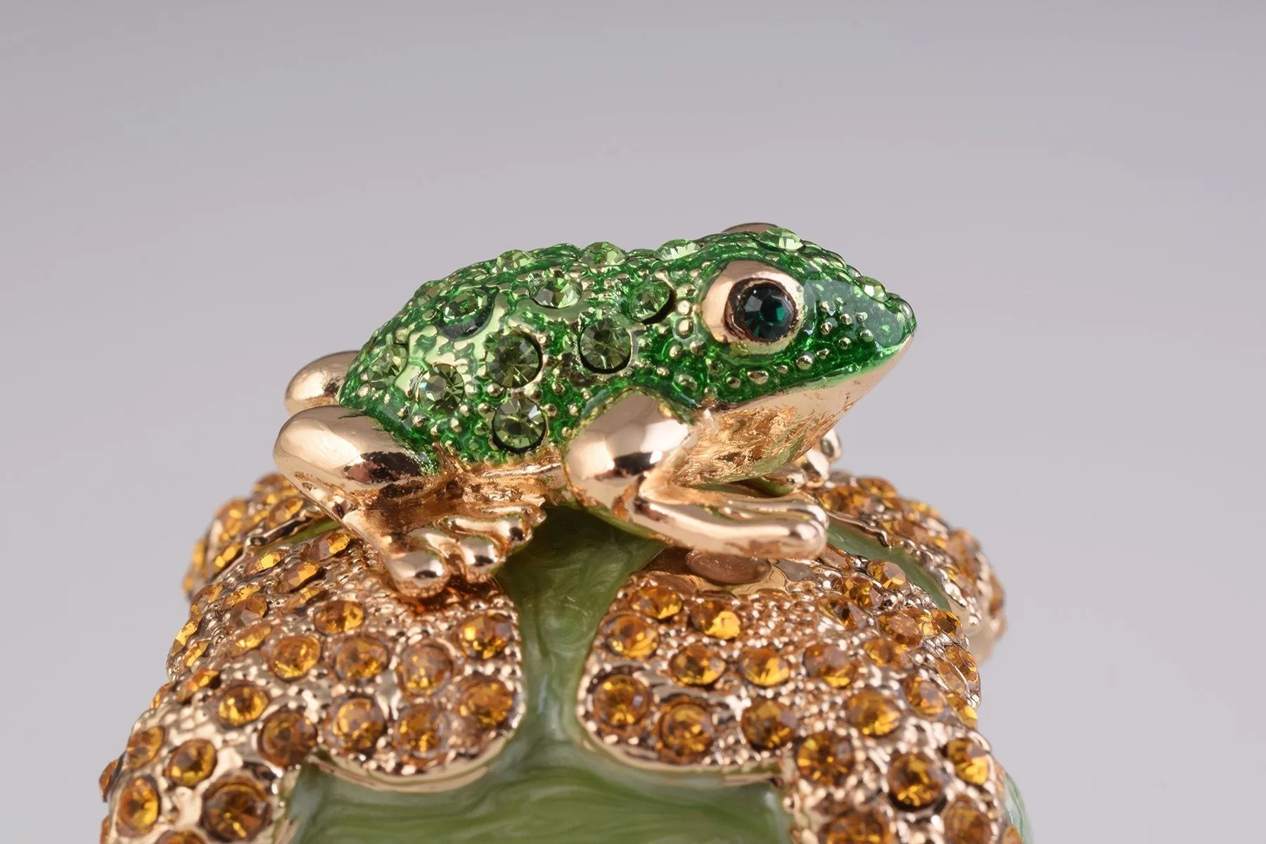 Green Box with Frog Trinket Box