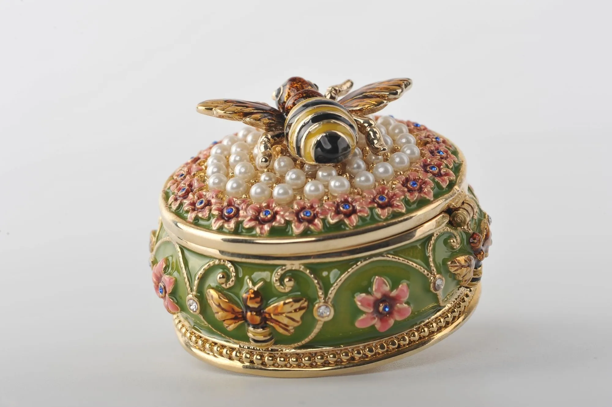 Green Box with Pearls and a Bee