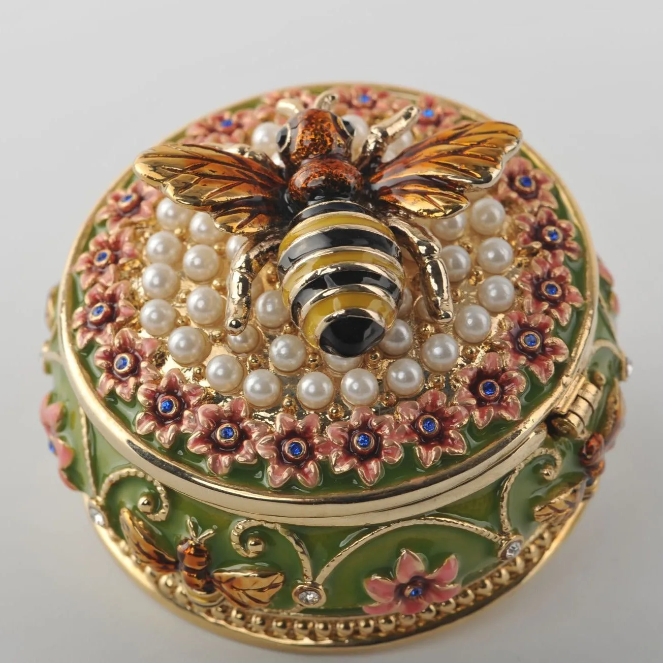 Green Box with Pearls and a Bee