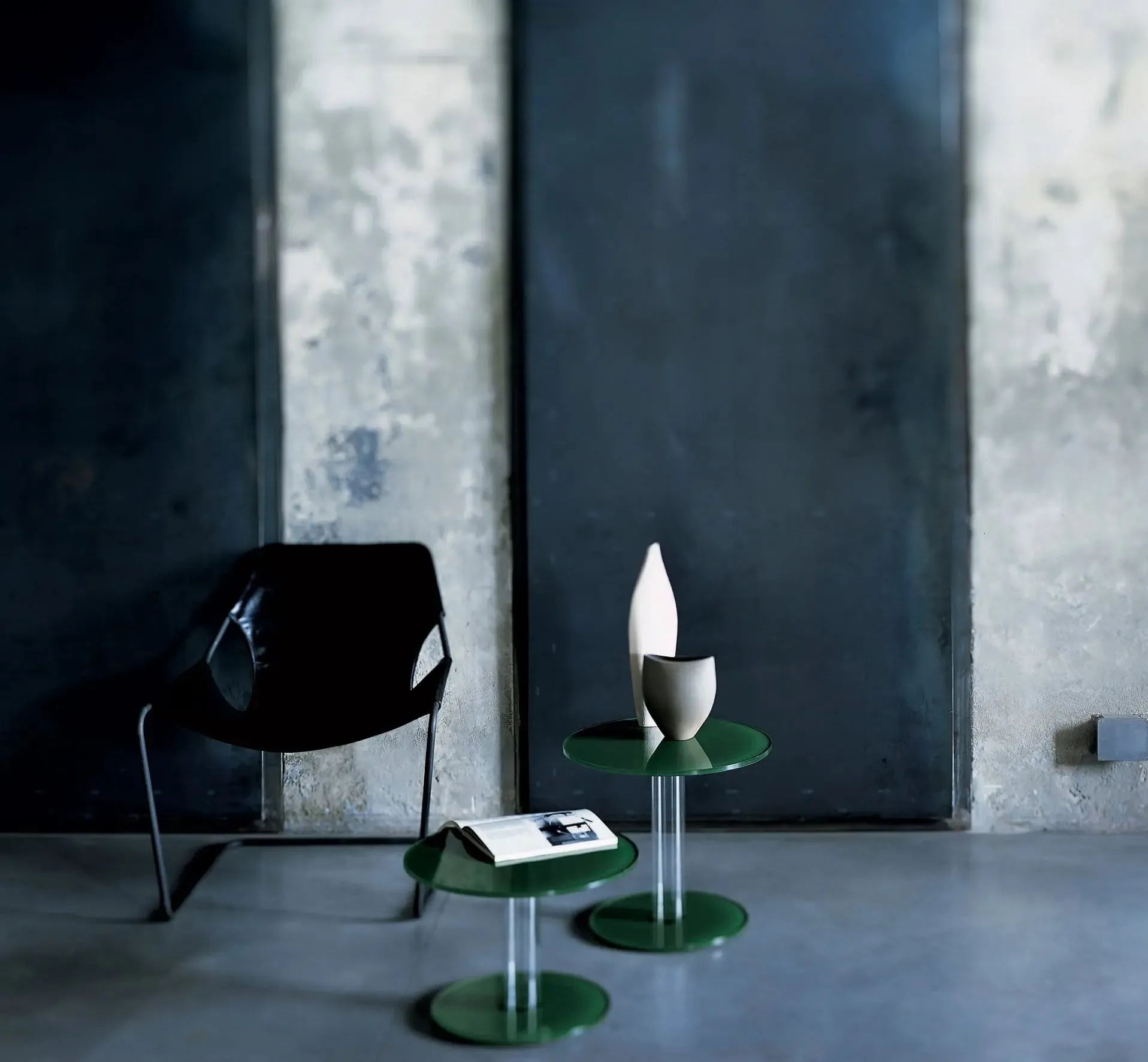 Hub Low Glass Table