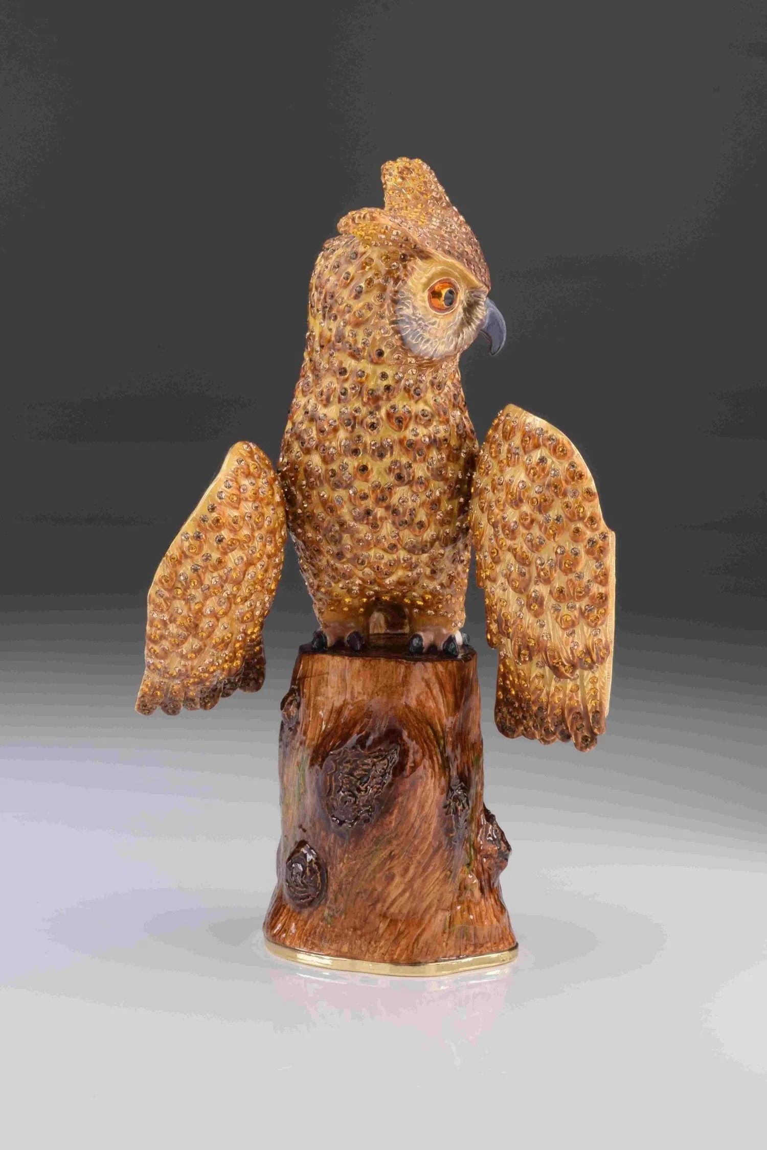 Large Brown Owl
