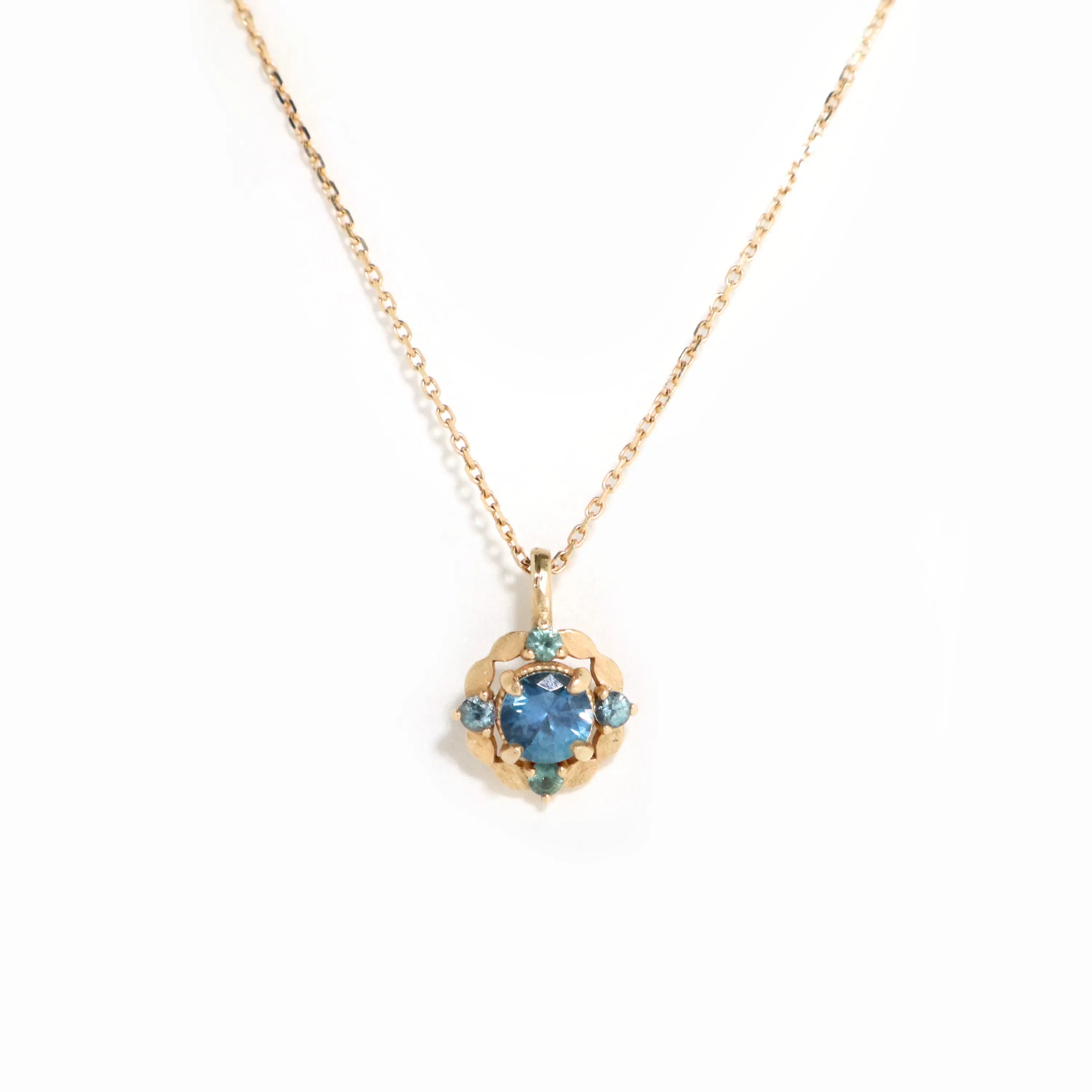 Laurel Montana Sapphire Necklace Pendant