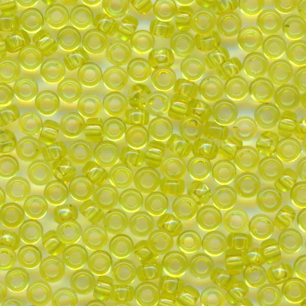 MIYUKI Round Rocaille Seed Beads #143 Peridot (Transparent)