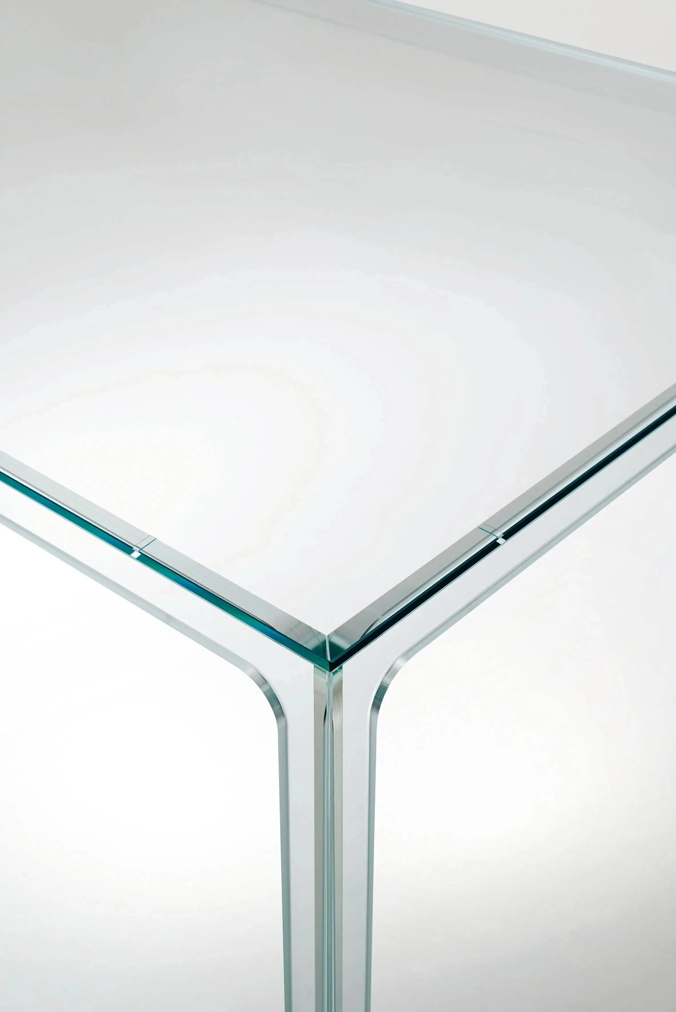 Oscar Writing Desk