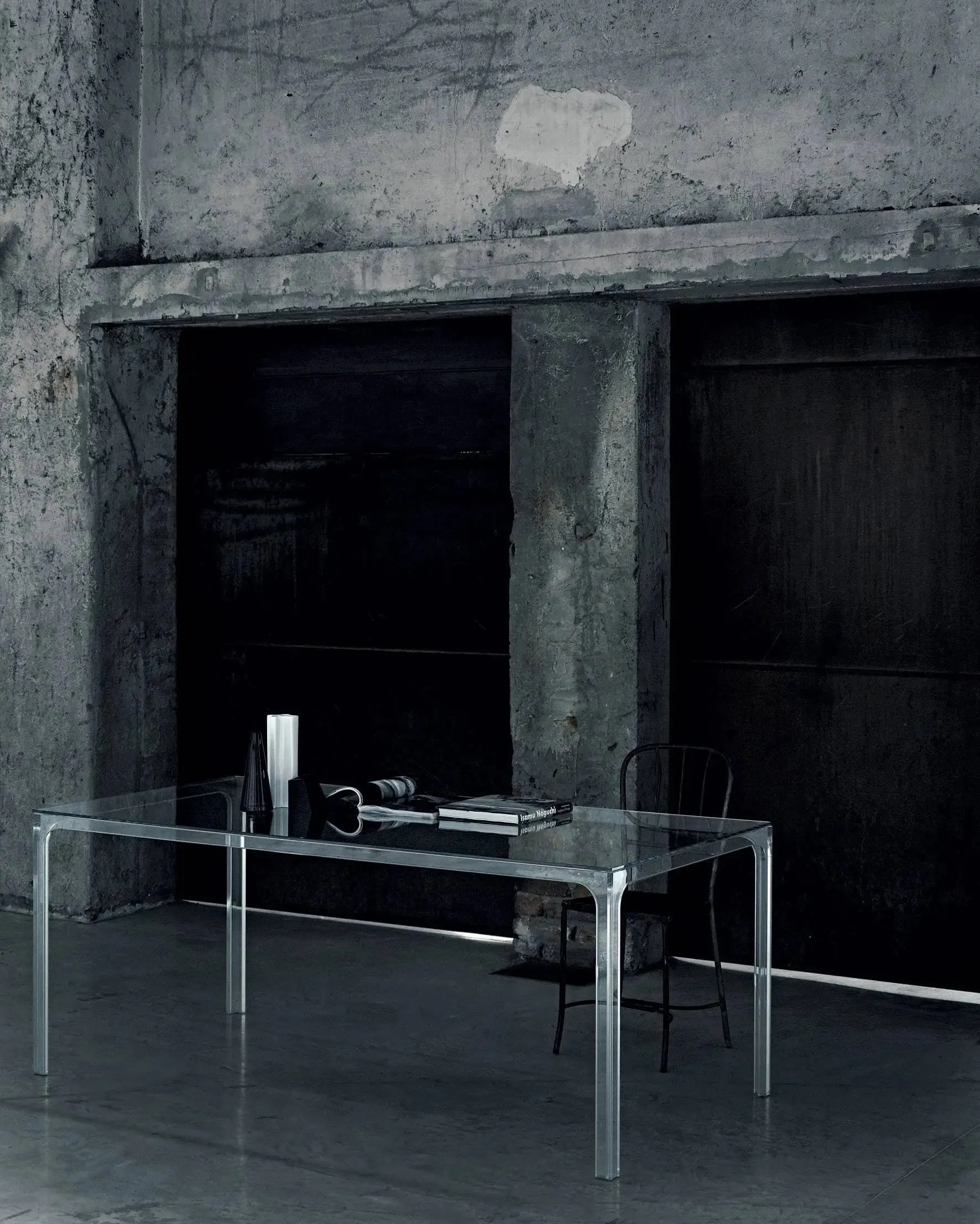 Oscar Writing Desk