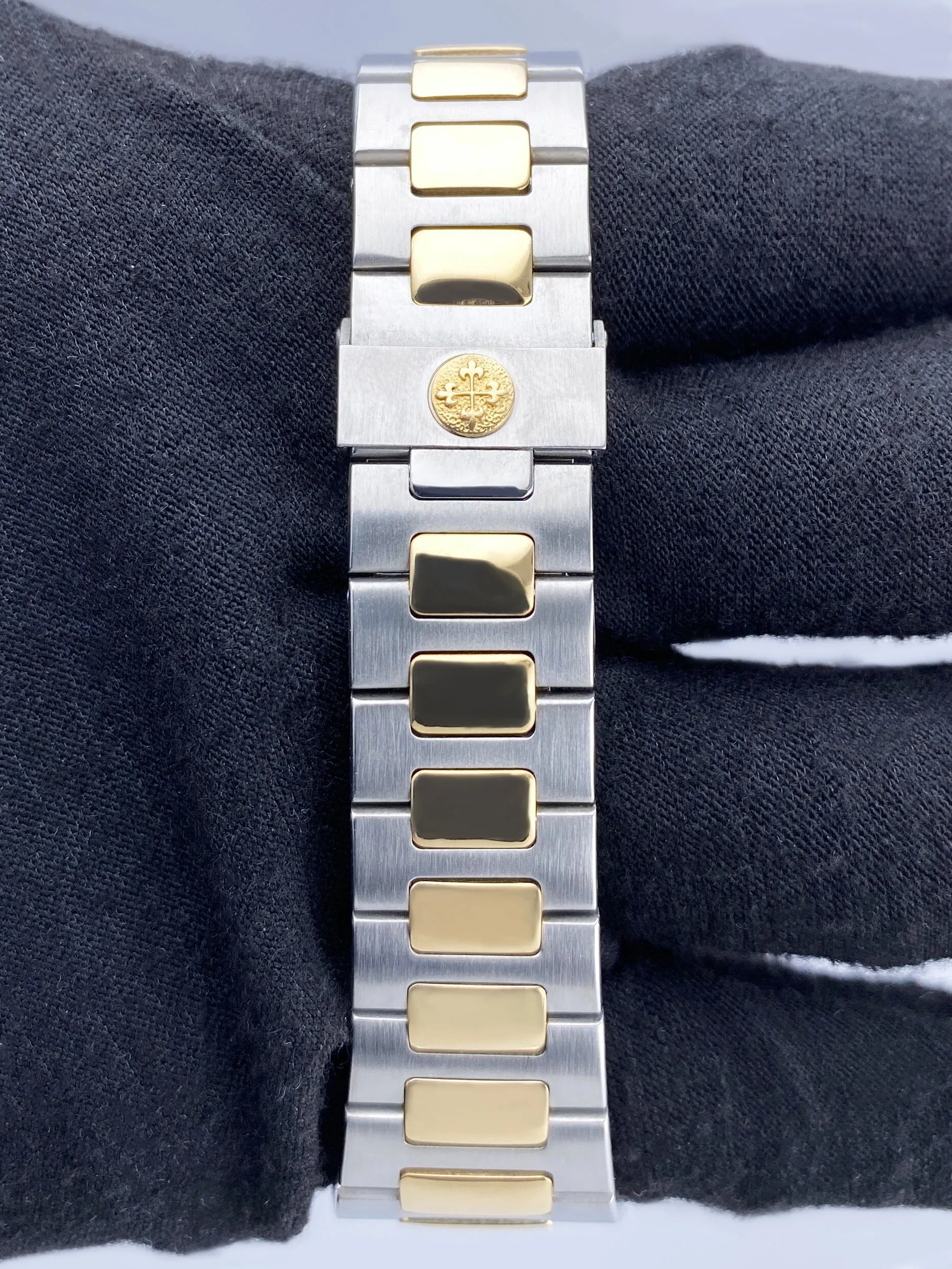 Patek Philippe Nautilus 3800 Ivory Dial Two Tone Mens Watch