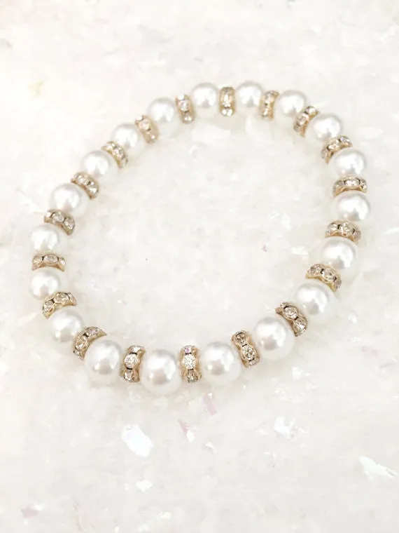 Pearls Bracelet with Gold Rhinestones
