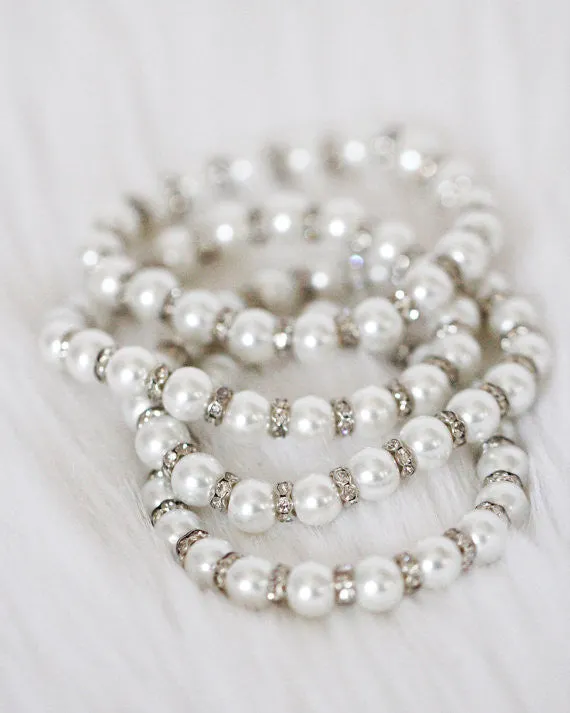 Pearls Bracelet with Satin Bow