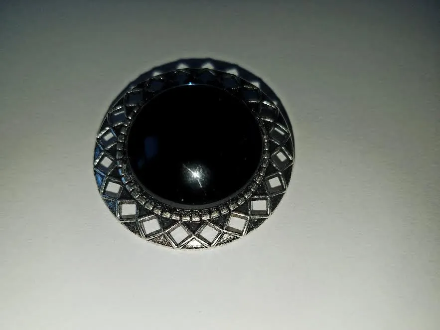 "Montana Sapphire" Cabochon Brooch