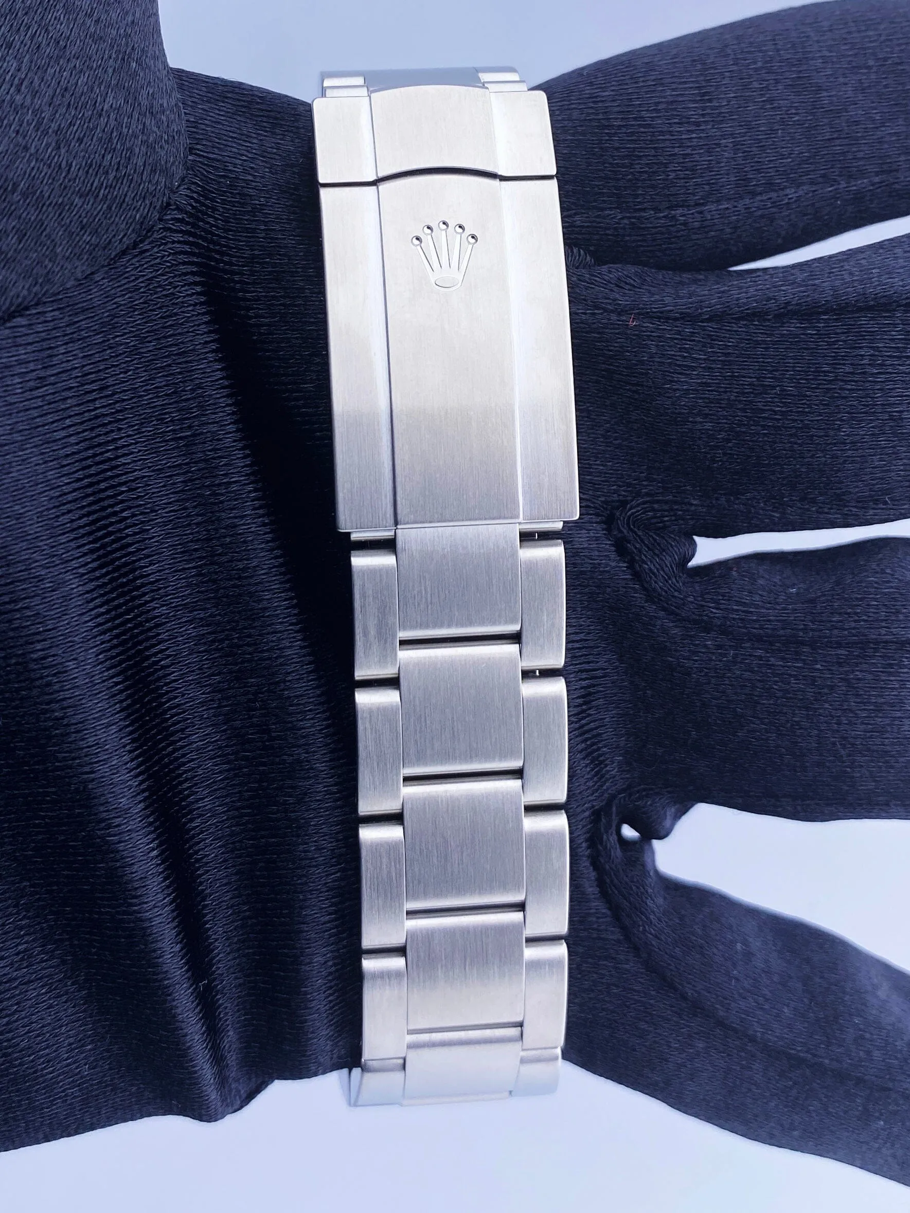 Rolex Air King 116900 Mens Watch Box & Papers