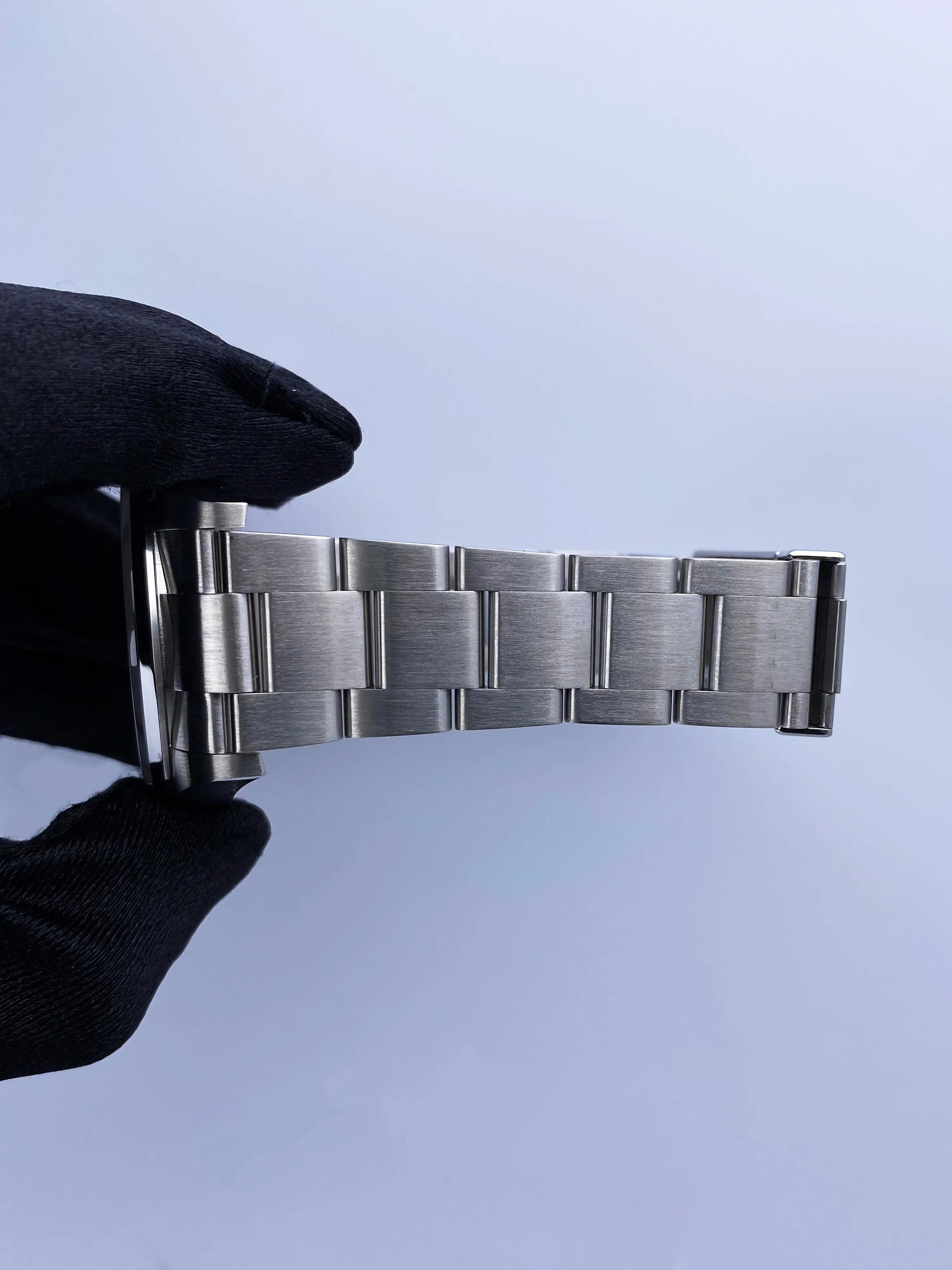 Rolex Explorer 214270 Mens Watch Box Papers