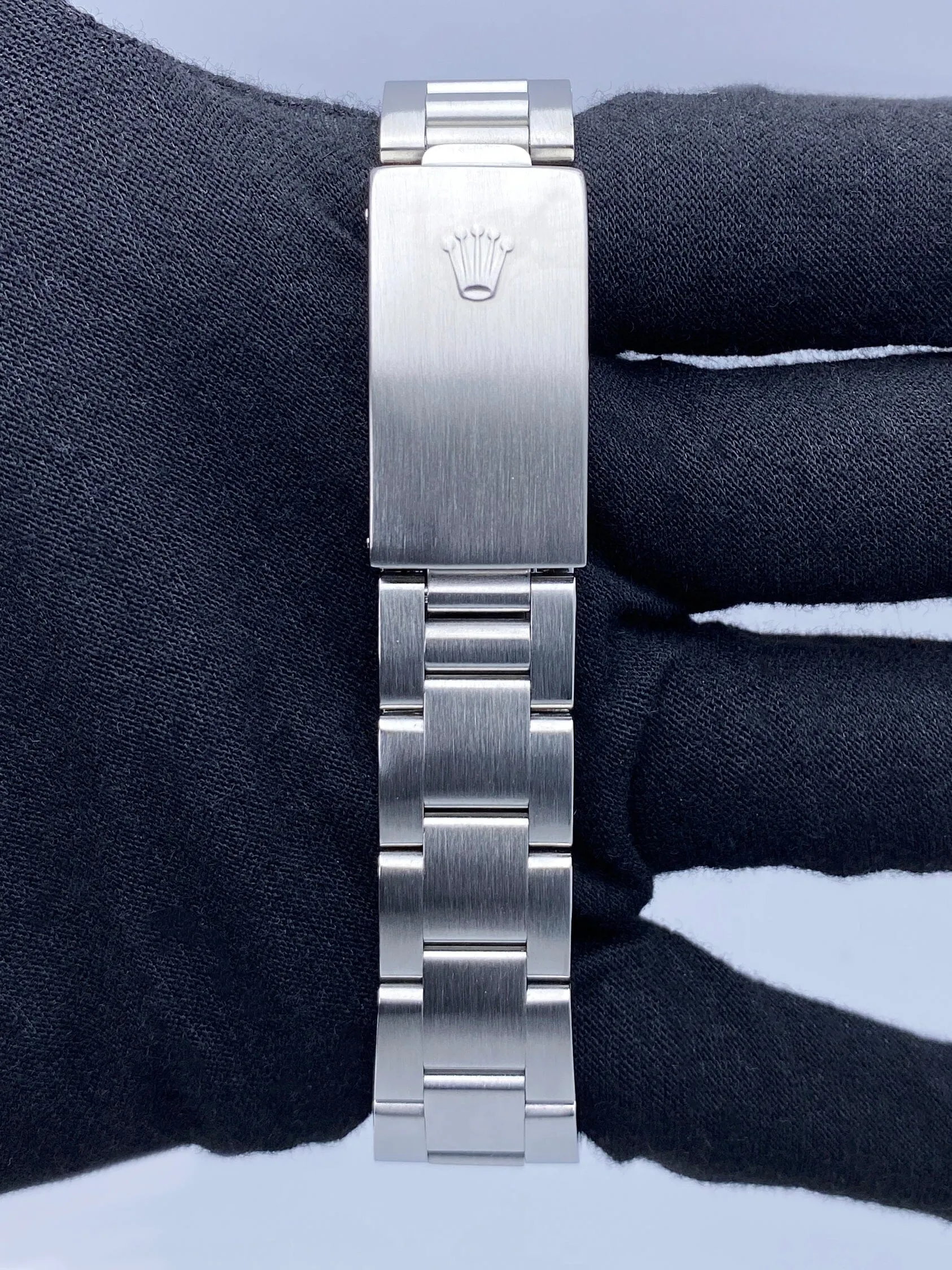 Rolex Oyster Perpetual Date 15200 Silver Dial Mens Watch