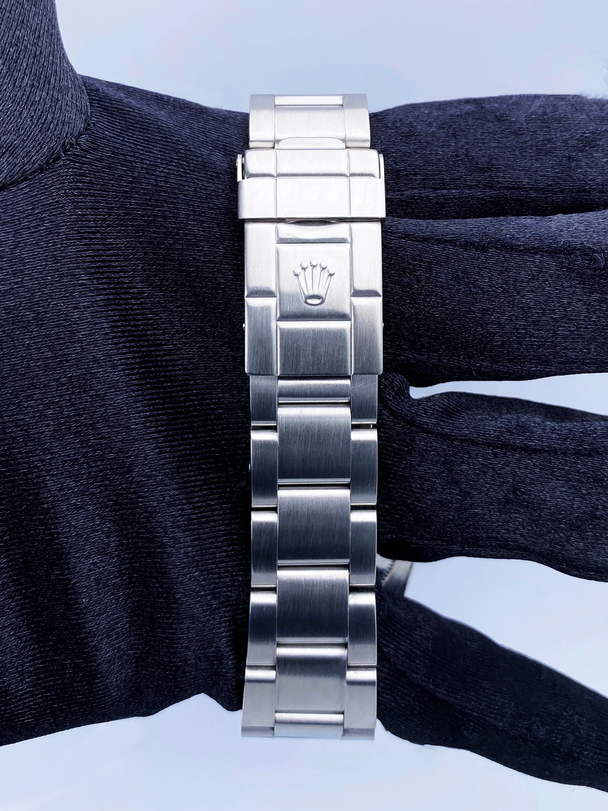 Rolex Oyster Perpetual Explorer 114270 Stainless Steel Mens Watch