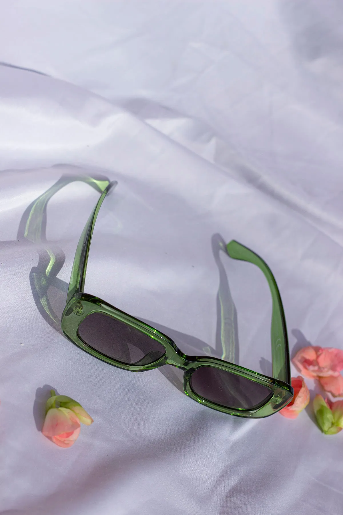 Rounded Rectangle 90s Look Sunglasses