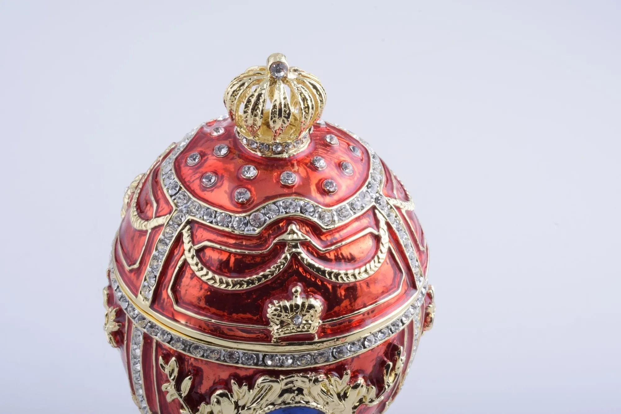 Royal Red Egg