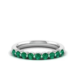 Share Prong Emerald Band