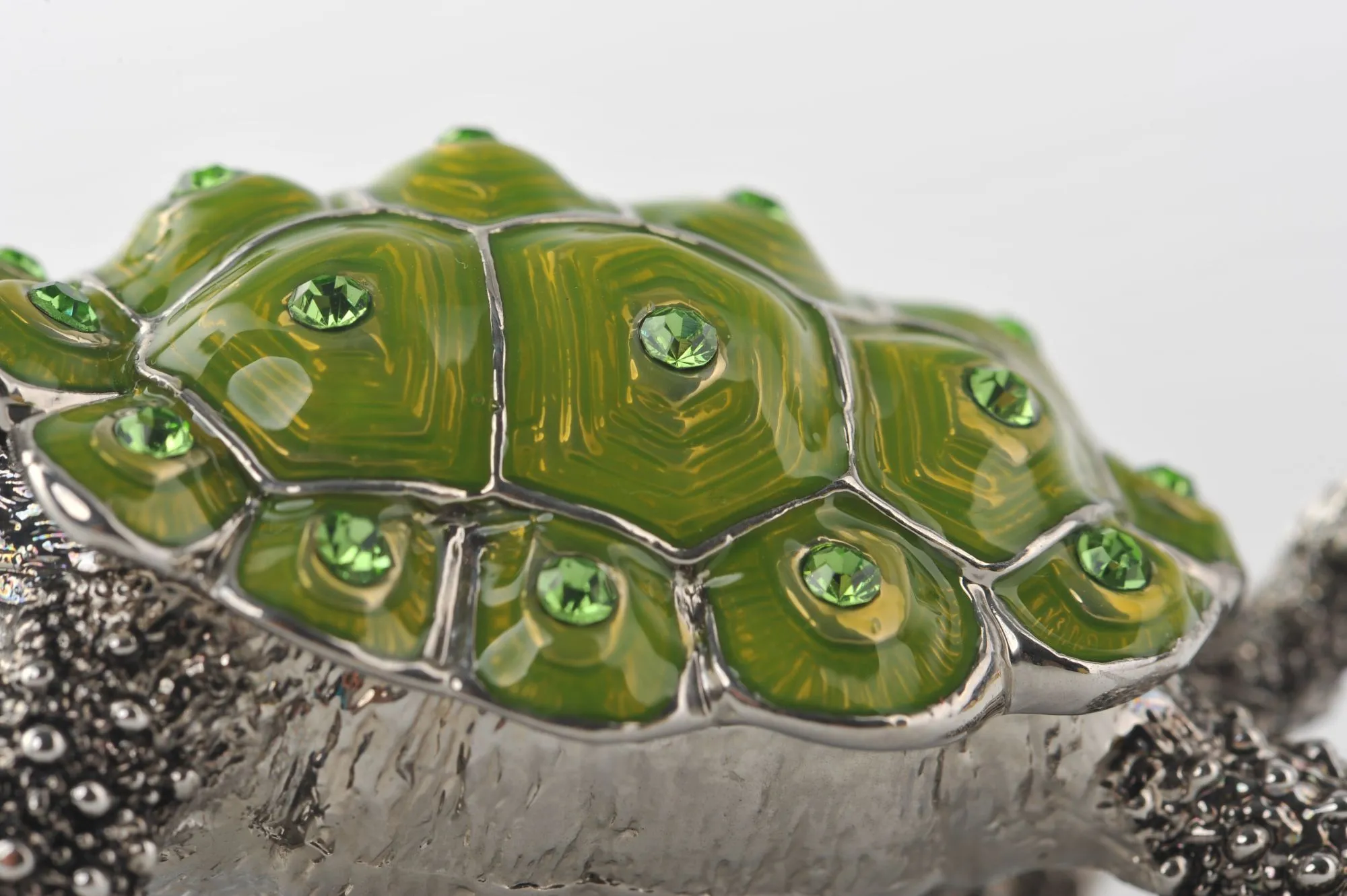 Silver & Green Turtle