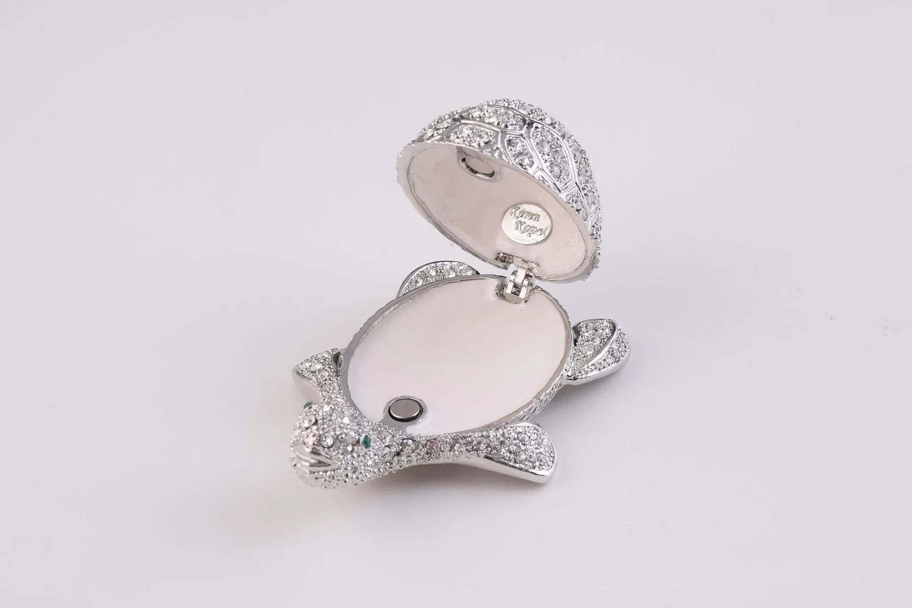 Silver Turtle
