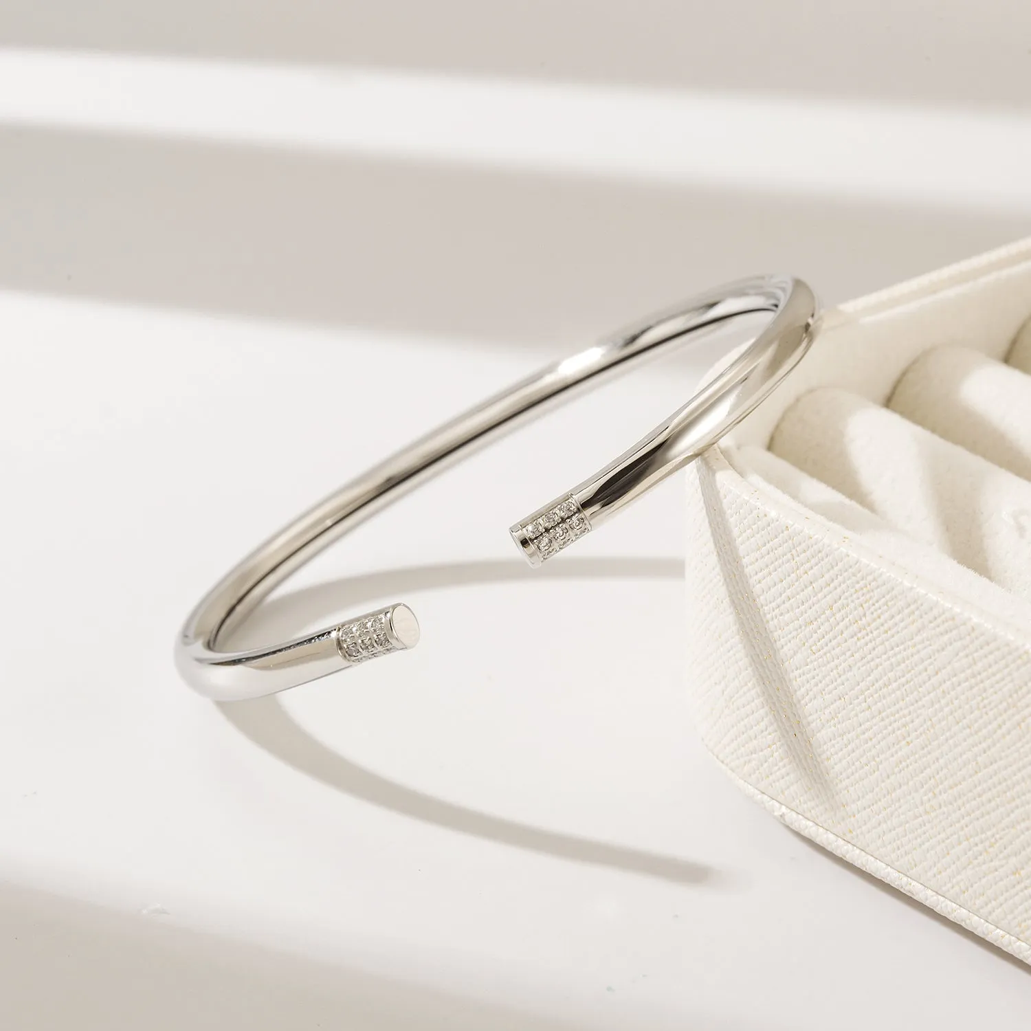 Stainless steel C-shaped smooth surface bracelet-NSB1824STWGZD