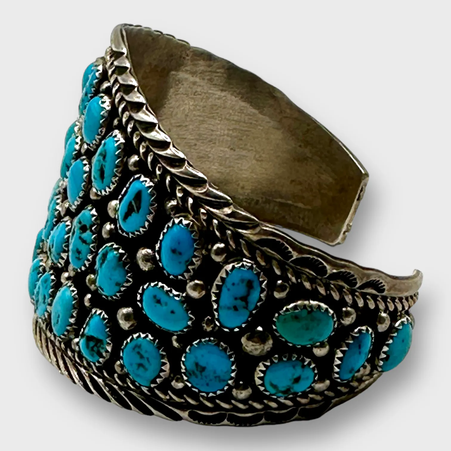 Sterling Silver Navajo Handmade Kingsmen Turquoise Nugget Stones Cuff Bracelet