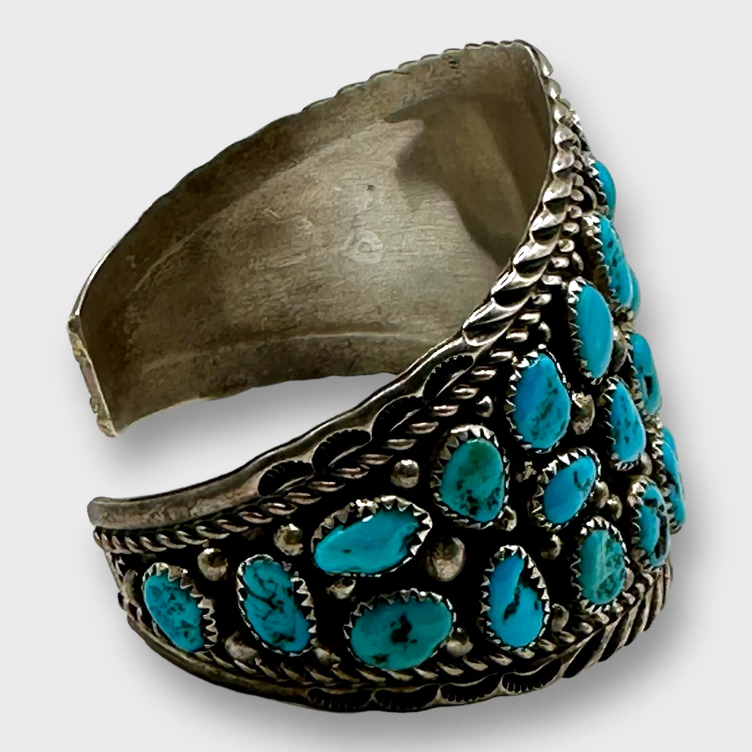 Sterling Silver Navajo Handmade Kingsmen Turquoise Nugget Stones Cuff Bracelet