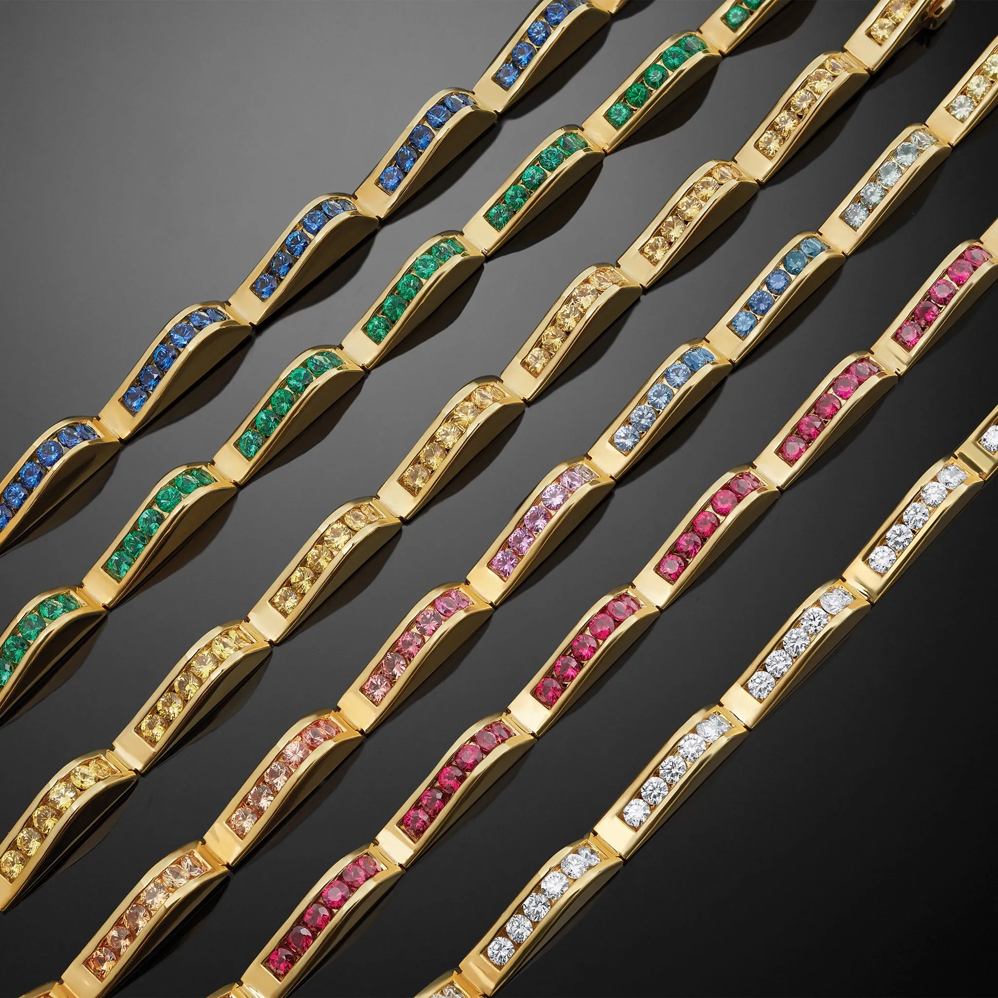 Studio 18K Gold Blue Sapphire Link Wave Bracelet