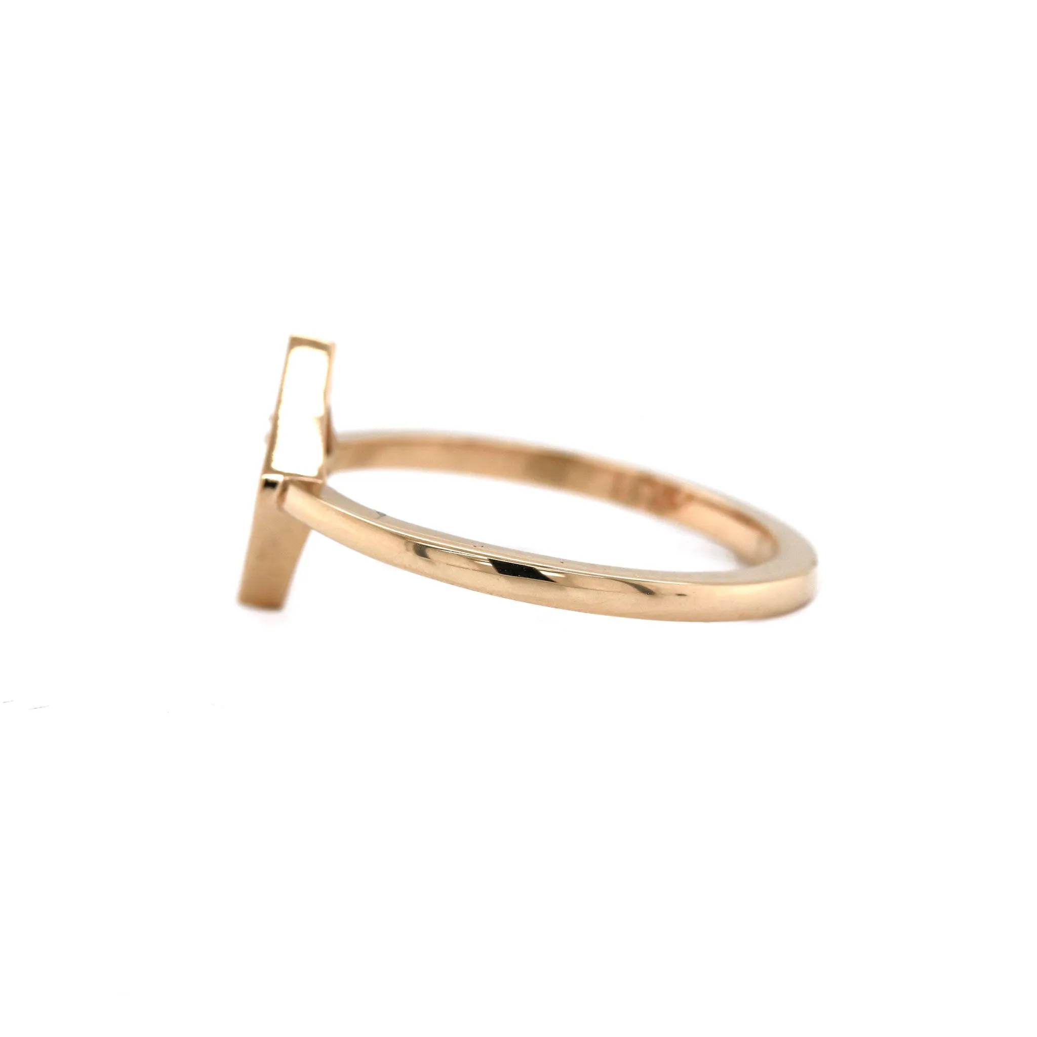 The Baraka Ring with Blue Sapphire